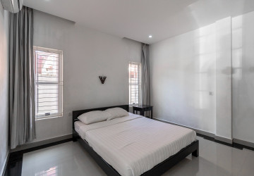 1 Bedroom Apartment For Rent - Svay Dangkum, Siem Reap thumbnail