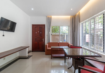 1 Bedroom Apartment For Rent - Svay Dangkum, Siem Reap thumbnail