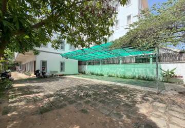 1 Bedroom Apartment For Rent - Svay Dangkum, Siem Reap thumbnail