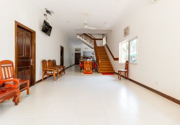 1 Bedroom Apartment For Rent - Sala Kamreuk, Siem Reap thumbnail