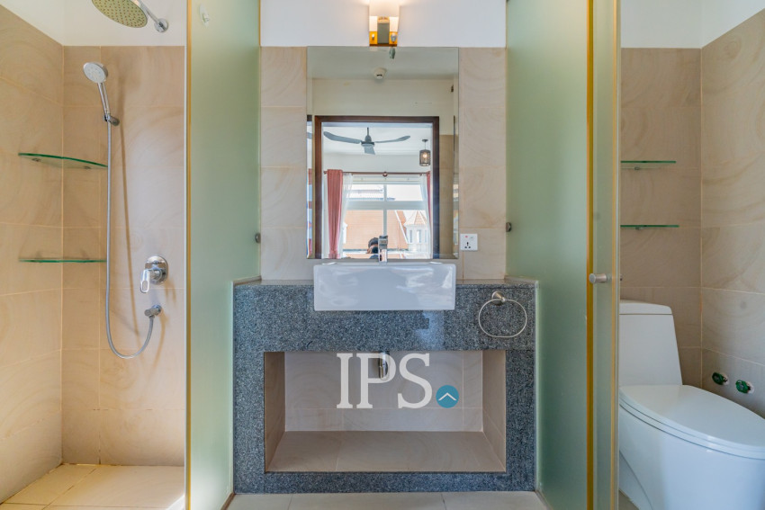 2 Bedroom Serviced Apartment For Rent - Chakto Mukh, Phnom Penh