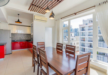 2 Bedroom Serviced Apartment For Rent - Chakto Mukh, Phnom Penh thumbnail