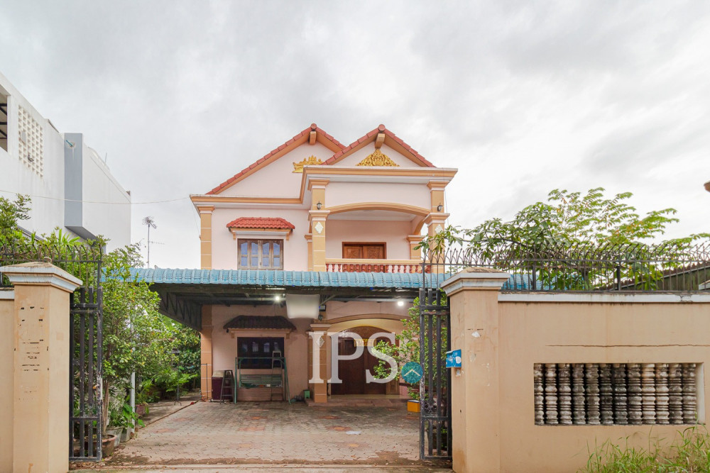4 Bedroom House For Rent - Slor Kram, Siem Reap 4 Bedroom House For Rent - Slor Kram, Siem Reap