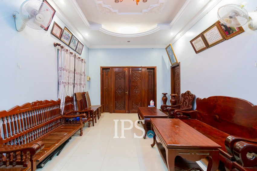 4 Bedroom House For Rent - Slor Kram, Siem Reap