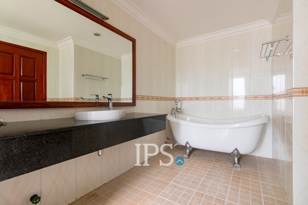 2 Bedroom Apartment For Rent - Sala Kamreuk, Siem Reap - Image 21