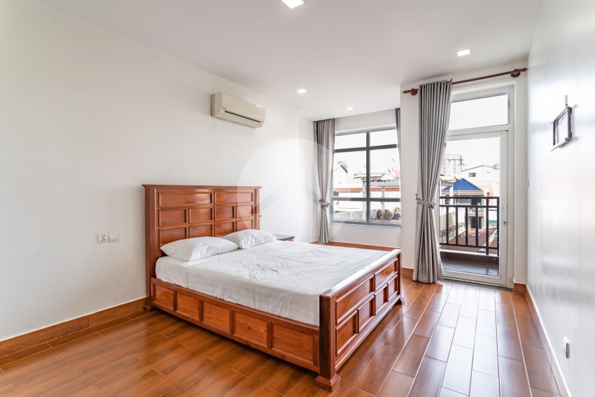 2 Bedroom Serviced Apartment For Rent - Tonle Bassac, Phnom Penh