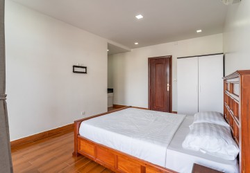 2 Bedroom Serviced Apartment For Rent - Tonle Bassac, Phnom Penh thumbnail