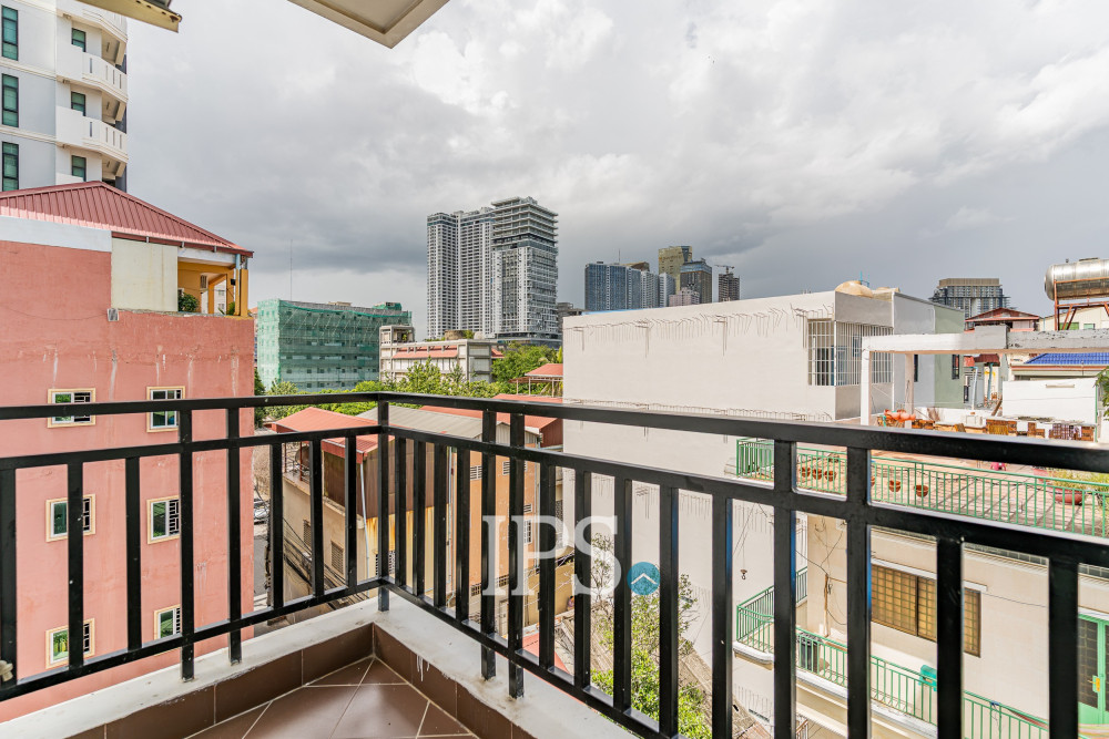2 Bedroom Serviced Apartment For Rent - Tonle Bassac, Phnom Penh - Image 16