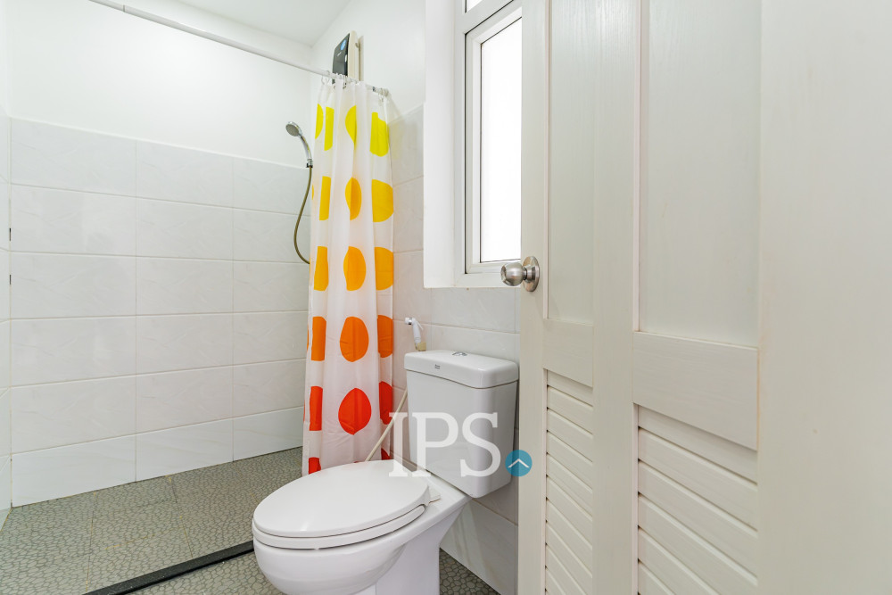 2 Bedroom Serviced Apartment For Rent - Tonle Bassac, Phnom Penh - Image 14
