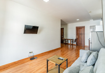 2 Bedroom Serviced Apartment For Rent - Tonle Bassac, Phnom Penh - Image 3
