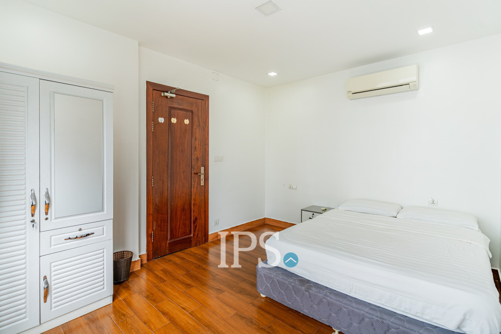 2 Bedroom Serviced Apartment For Rent - Tonle Bassac, Phnom Penh - Image 11
