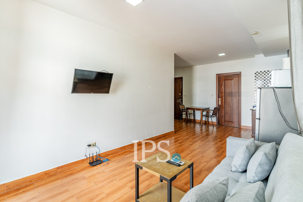 2 Bedroom Serviced Apartment For Rent - Tonle Bassac, Phnom Penh - Image 3