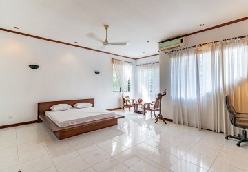 5 Bedroom Villa For Rent - Toul Kork, Phnom Penh thumbnail