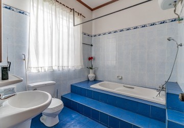 5 Bedroom Villa For Rent - Toul Kork, Phnom Penh thumbnail