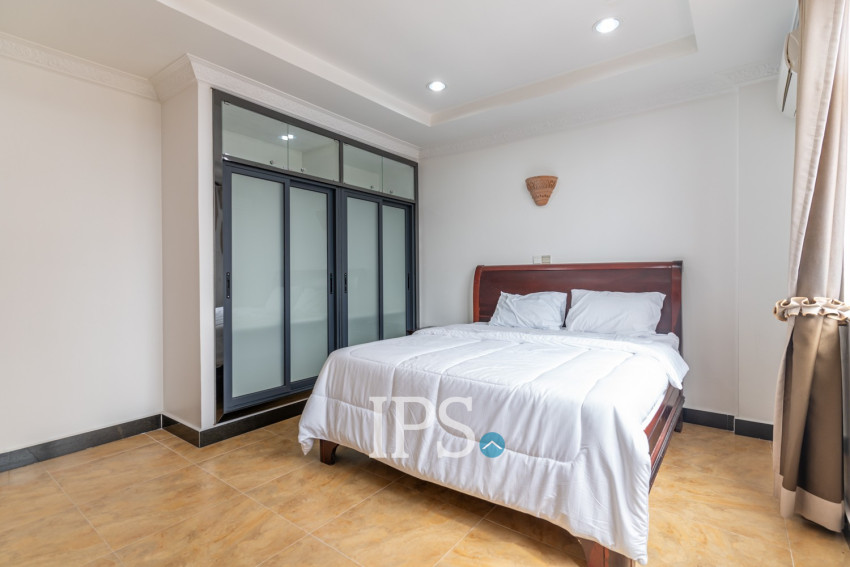 3 Bedroom Serviced Penthouse For Rent - Beoung Prolit, Phnom Penh