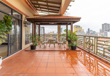 3 Bedroom Serviced Penthouse For Rent - Beoung Prolit, Phnom Penh thumbnail