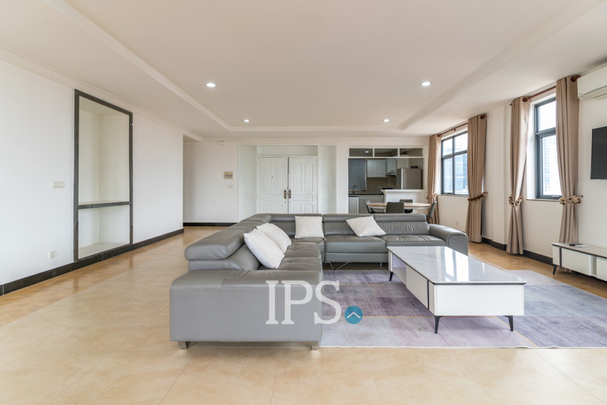 3 Bedroom Serviced Penthouse For Rent - Beoung Prolit, Phnom Penh