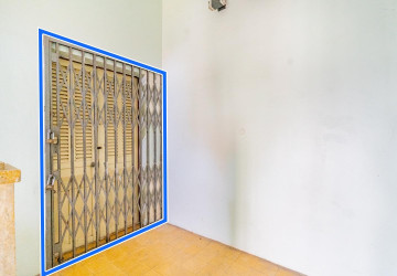 Renovated 2 Bedroom Apartment For Rent - Srah Chork, Phnom Penh thumbnail