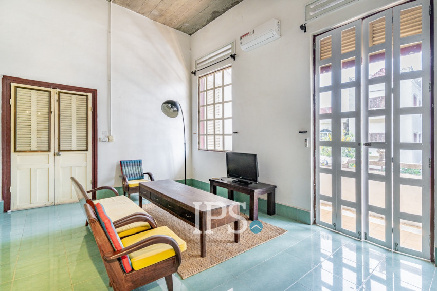 Renovated 2 Bedroom Apartment For Rent - Srah Chork, Phnom Penh