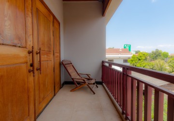 1 Bedroom Apartment For Rent - Svay Dangkum, Siem Reap thumbnail