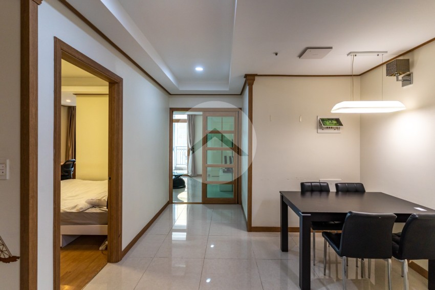 1 Bedroom Condo For Rent - DeCastle Royal, BKK1, Phnom Penh