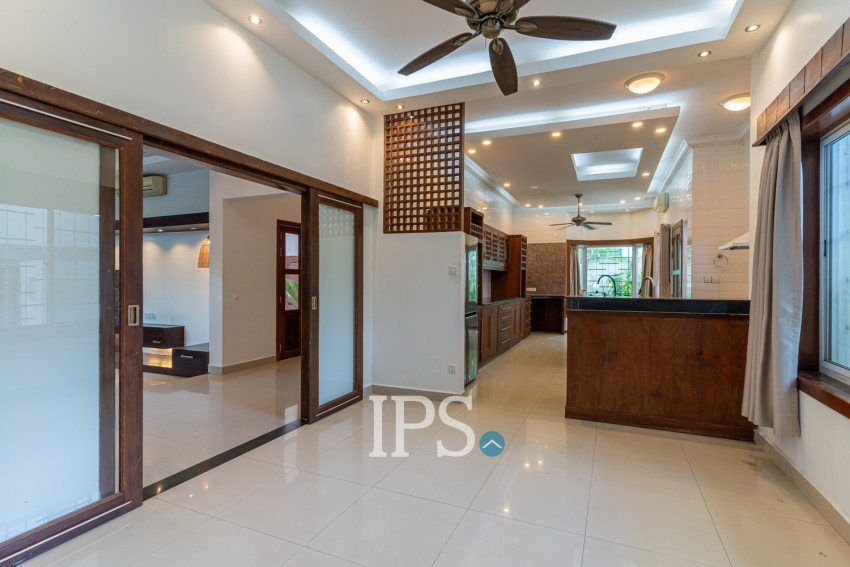 4 Bedroom Villa For Rent - Bassac Garden, Tonle Bassac, Phnom Penh