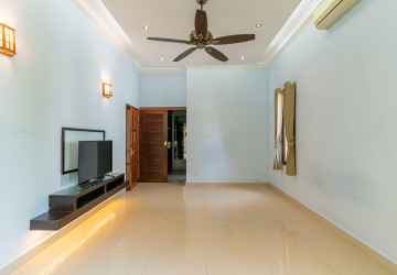 4 Bedroom Villa For Rent - Bassac Garden, Tonle Bassac, Phnom Penh thumbnail