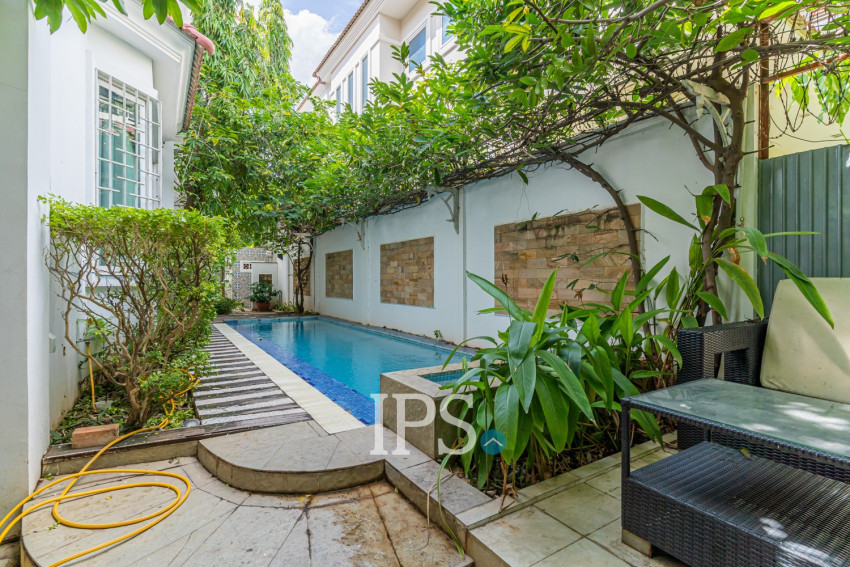 4 Bedroom Villa For Rent - Bassac Garden, Tonle Bassac, Phnom Penh