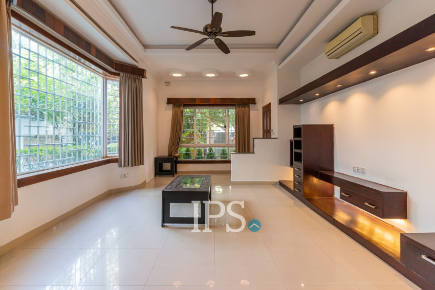 4 Bedroom Villa For Rent - Bassac Garden, Tonle Bassac, Phnom Penh