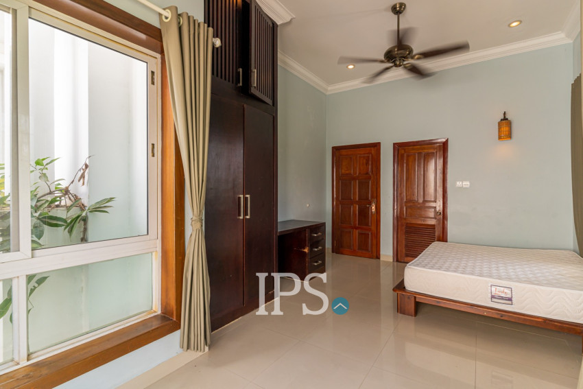 4 Bedroom Villa For Rent - Bassac Garden, Tonle Bassac, Phnom Penh