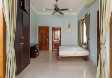 4 Bedroom Villa For Rent - Bassac Garden, Tonle Bassac, Phnom Penh thumbnail