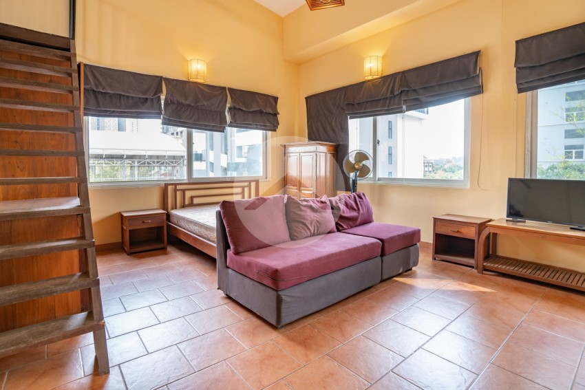 2 Bedroom Apartment For Rent in Tonle Bassac, Phnom Penh