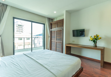 42 Sqm Studio Serviced Apartment For Rent - Beoung Keng Kang 3, Phnom Penh thumbnail