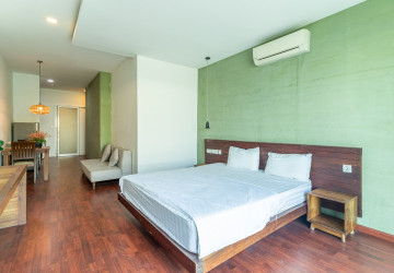 42 Sqm Studio Serviced Apartment For Rent - Beoung Keng Kang 3, Phnom Penh thumbnail