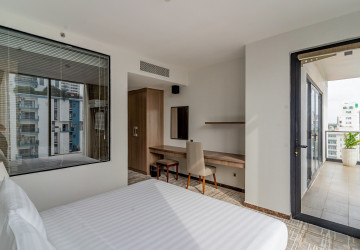 3 Bedroom Serviced Apartment For Rent - BKK1, Phnom Penh thumbnail