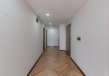 3 Bedroom Serviced Apartment For Rent - BKK1, Phnom Penh thumbnail