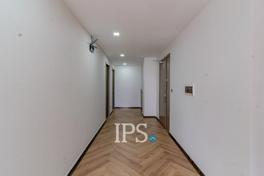 3 Bedroom Serviced Apartment For Rent - BKK1, Phnom Penh