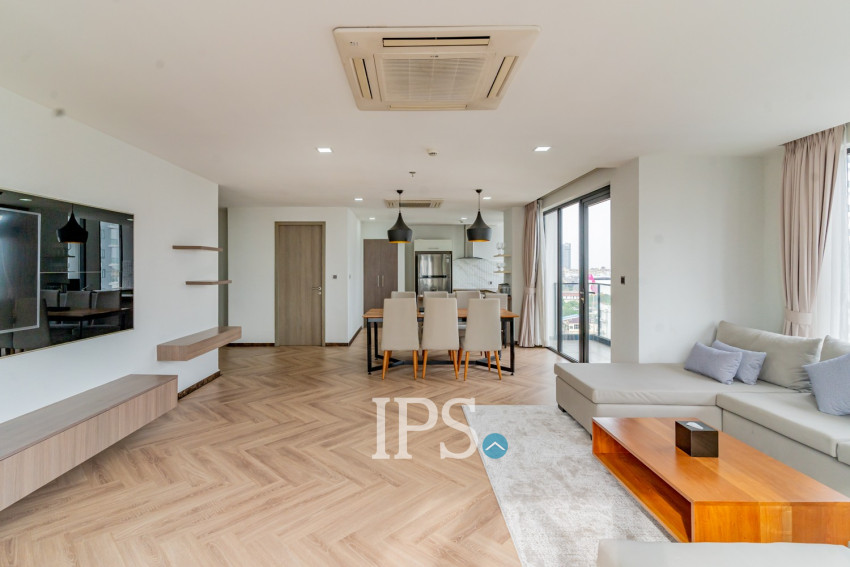 3 Bedroom Serviced Apartment For Rent - BKK1, Phnom Penh