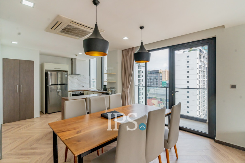 3 Bedroom Serviced Apartment For Rent - BKK1, Phnom Penh