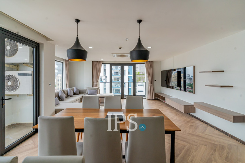 3 Bedroom Serviced Apartment For Rent - BKK1, Phnom Penh