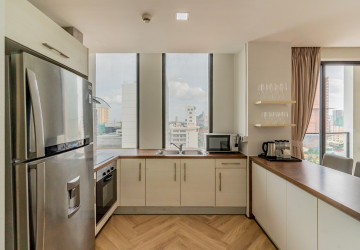 3 Bedroom Serviced Apartment For Rent - BKK1, Phnom Penh thumbnail