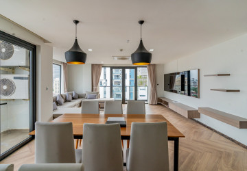 3 Bedroom Serviced Apartment For Rent - BKK1, Phnom Penh thumbnail