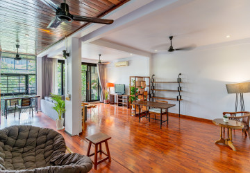Renovated 2 Bedroom Apartment For Rent - BKK1, Phnom Penh thumbnail