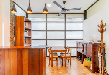 Renovated 2 Bedroom Apartment For Rent - BKK1, Phnom Penh thumbnail