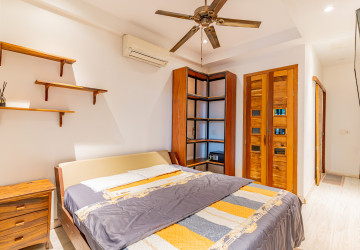 Renovated 2 Bedroom Apartment For Rent - BKK1, Phnom Penh thumbnail