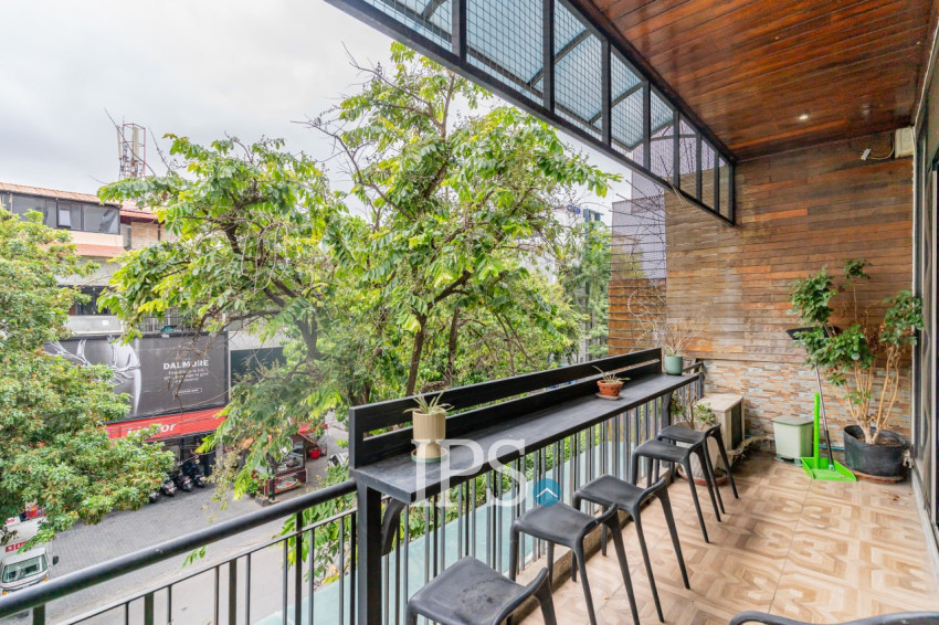Renovated 2 Bedroom Apartment For Rent - BKK1, Phnom Penh