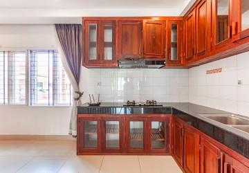 2 Bedroom Apartment For Rent - Kouk Chak, Siem Reap thumbnail