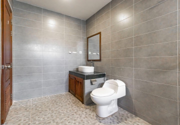 2 Bedroom Apartment For Rent - Kouk Chak, Siem Reap thumbnail