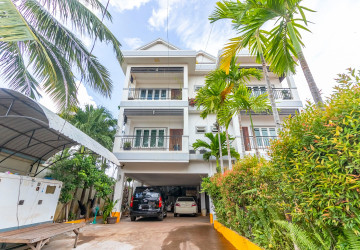 2 Bedroom Apartment For Rent - Kouk Chak, Siem Reap thumbnail