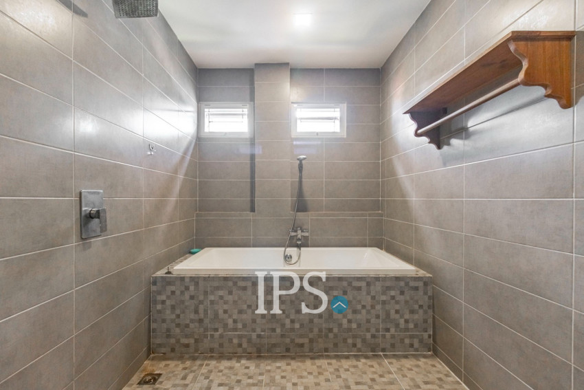 2 Bedroom Apartment For Rent - Kouk Chak, Siem Reap